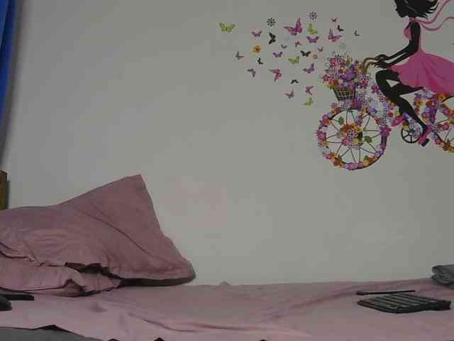 Crazy1Angels webcam