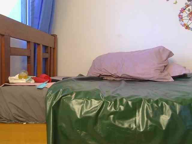 Crazy1Angels webcam