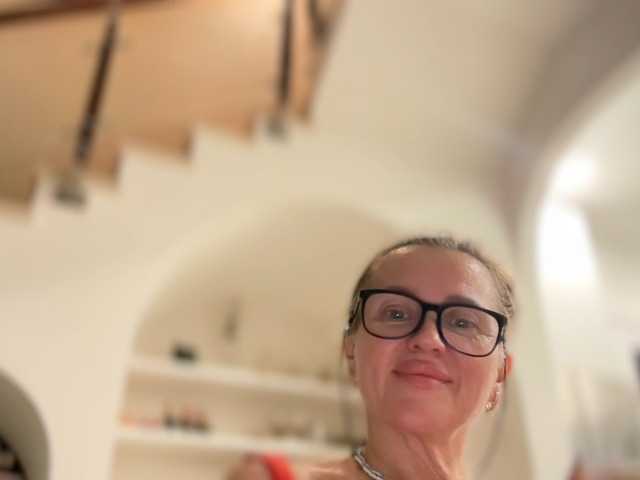 WhisperHeart live cam on BongaCams