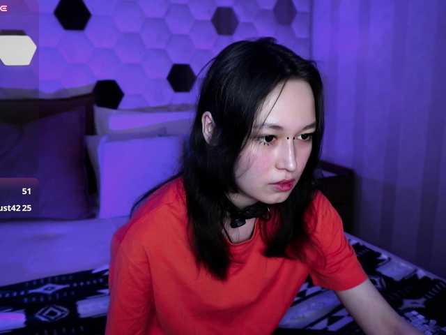le modèle AriettiHamoe est en webcam porno dans un show sur le site bongacams, il possède les tags suivants: White/Caucasian,Brunette,Shaved