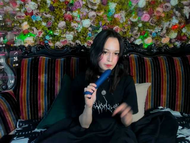 AriettiHamoe live cam on BongaCams