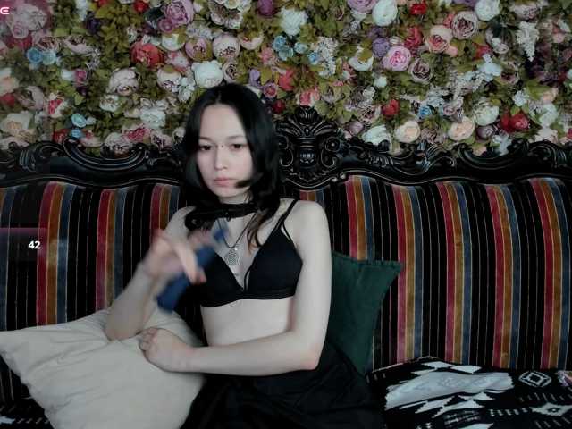AriettiHamoe live cam on BongaCams