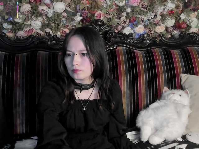 AriettiHamoe live cam on BongaCams