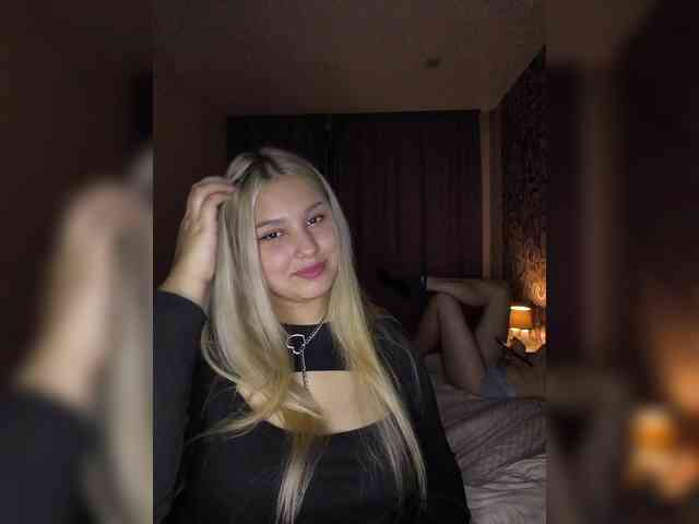 7AmberFlame7 webcam