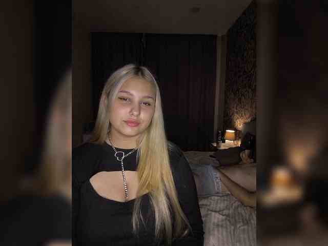 7AmberFlame7 webcam