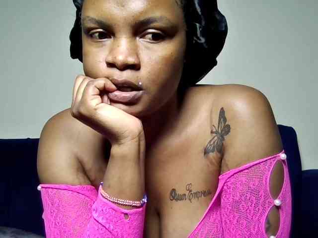 Hot-sexxy-beauty webcam