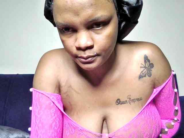 Hot-sexxy-beauty webcam
