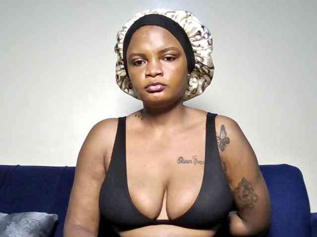 Hot-sexxy-beauty webcam