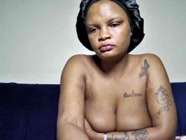 Hot-sexxy-beauty webcam