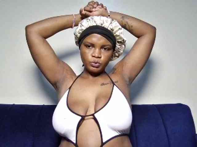 Hot-sexxy-beauty webcam