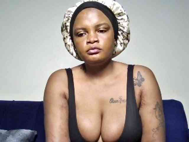Hot-sexxy-beauty webcam