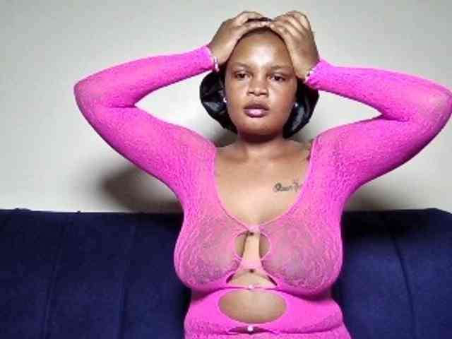 Hot-sexxy-beauty webcam
