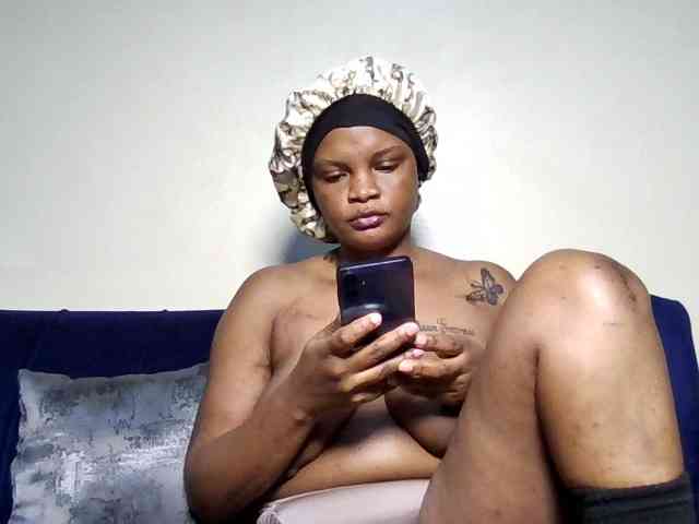 Hot-sexxy-beauty webcam
