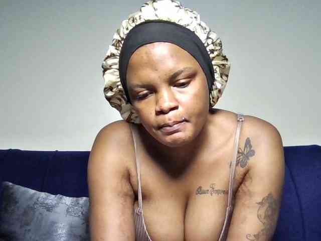 Hot-sexxy-beauty webcam