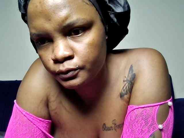 Hot-sexxy-beauty webcam