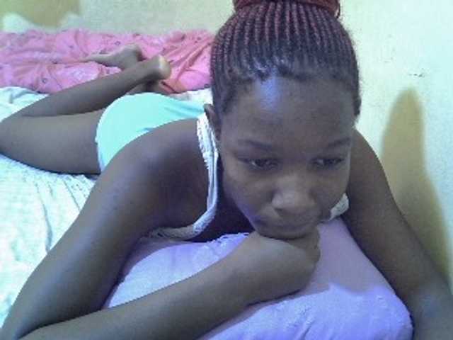 Sexy-halimah live cam on BongaCams