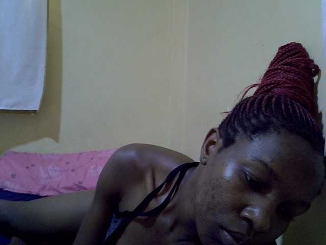 Sexy-halimah live cam on BongaCams