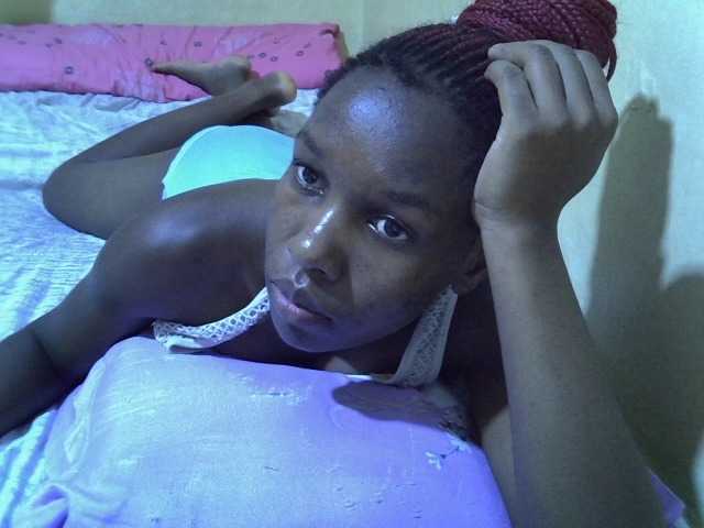 Sexy-halimah live cam on BongaCams