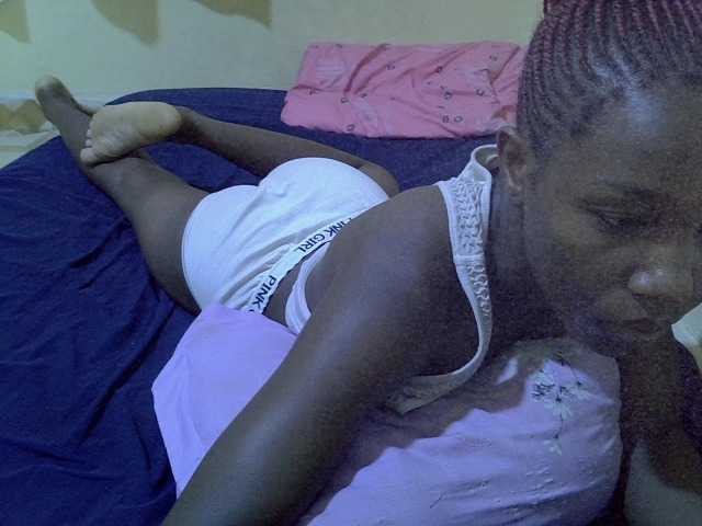 Sexy-halimah, en vivo ahora en BongaCams