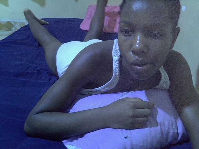 Sexy-halimah, en vivo ahora en BongaCams