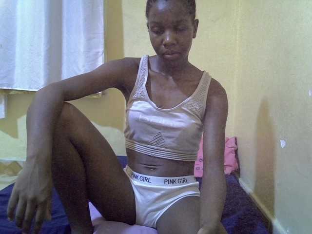 Sexy-halimah live cam on BongaCams