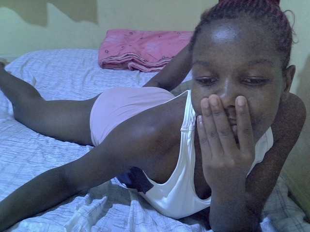Sexy-halimah live cam on BongaCams
