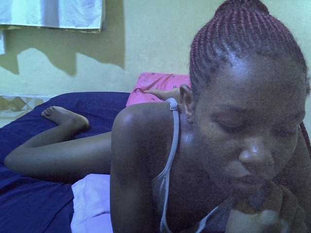 Sexy-halimah live cam on BongaCams