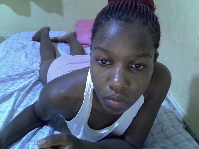 Sexy-halimah live cam on BongaCams