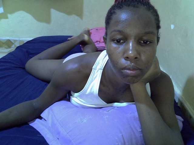 Sexy-halimah live cam on BongaCams