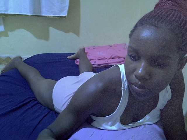 Sexy-halimah live cam on BongaCams
