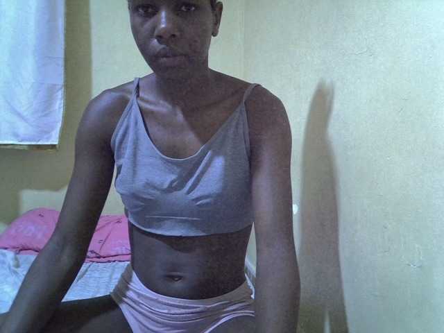 Sexy-halimah live cam on BongaCams