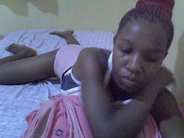 Sexy-halimah webcam