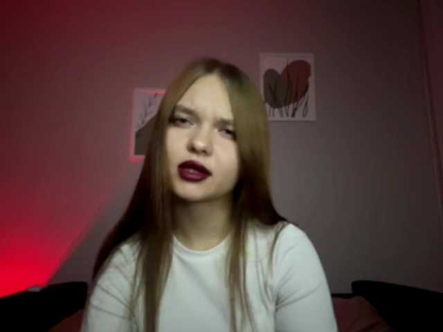 ZlataMurz live cam on BongaCams