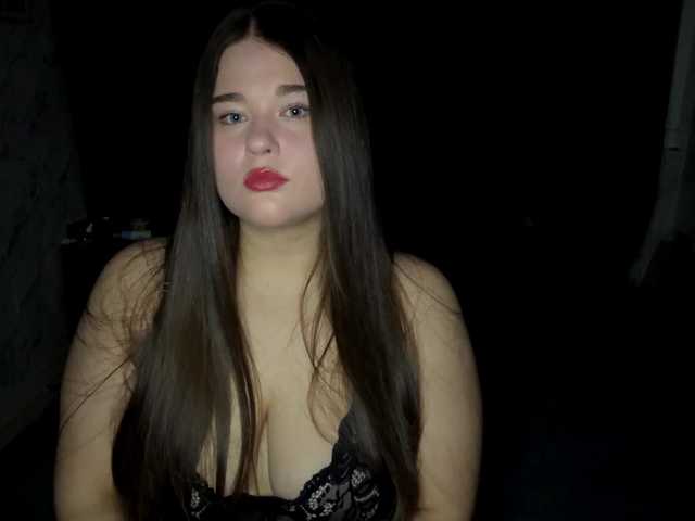 HollyLooks live cam