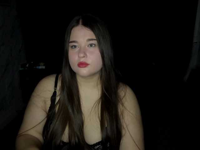 HollyLooks live cam