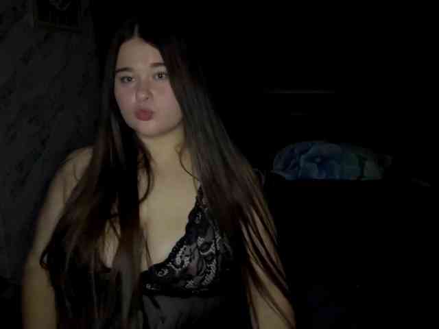 HollyLooks