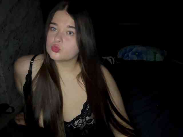 HollyLooks