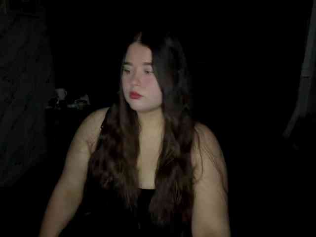 HollyLooks