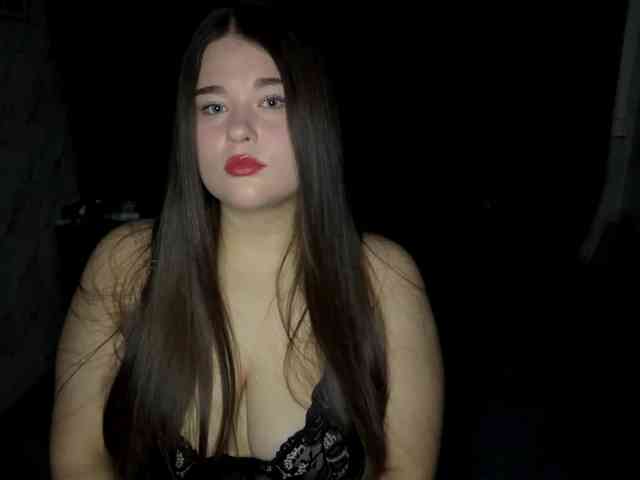 HollyLooks webcam