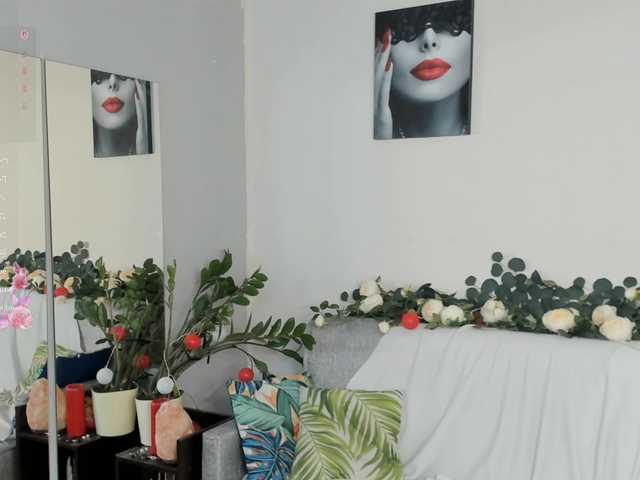 Ohhhhmygod live cam on BongaCams