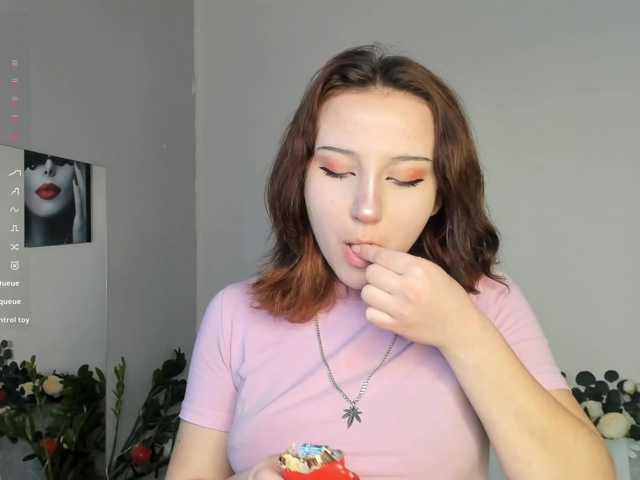 Ohhhhmygod live cam on BongaCams