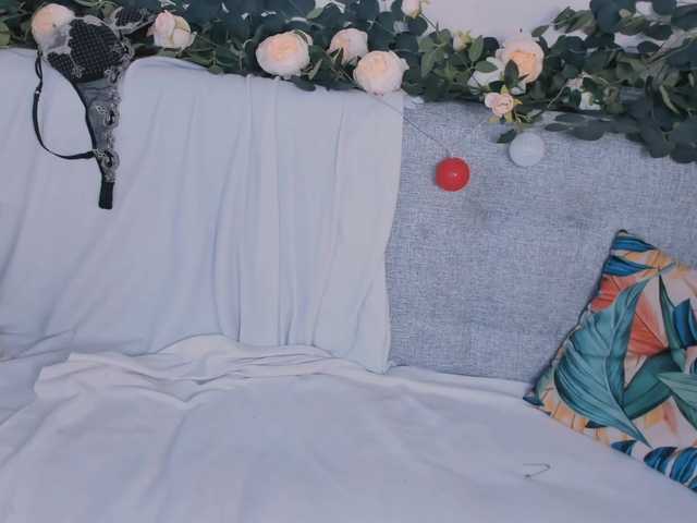 Ohhhhmygod live cam on BongaCams