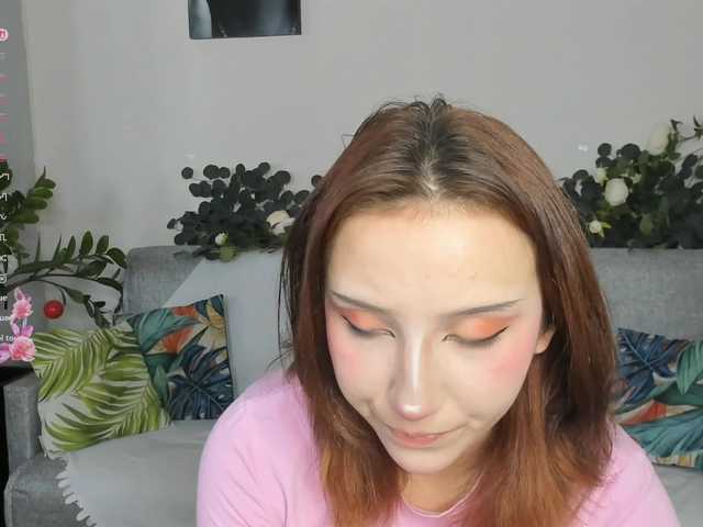 le modèle Ohhhhmygod est en webcam porno dans un show sur le site bongacams, il possède les tags suivants: White/Caucasian,Redhead,Shaved