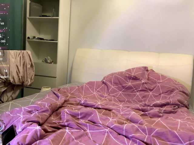 FloraIce live cam on BongaCams