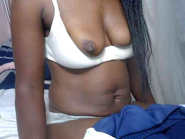 PetiteMaria webcam
