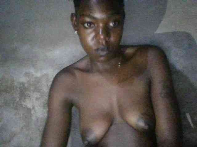 PetiteMaria webcam