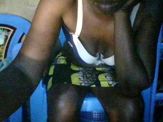PetiteMaria webcam