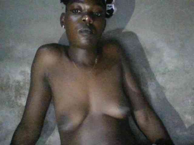 PetiteMaria webcam