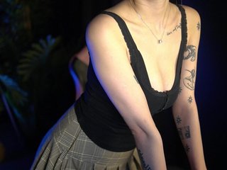Millimii Porn Show