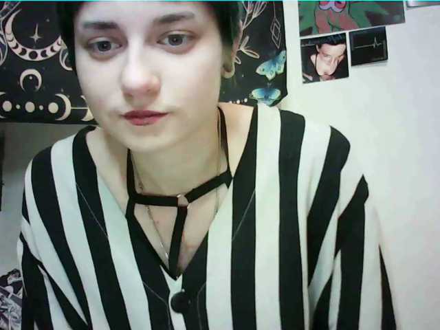 uwu-emmy live cam on BongaCams